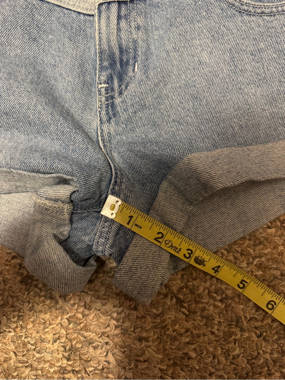 PacSun Two-Tone Light and Medium wash Denim Mom Shorts - Picture 7 of 8